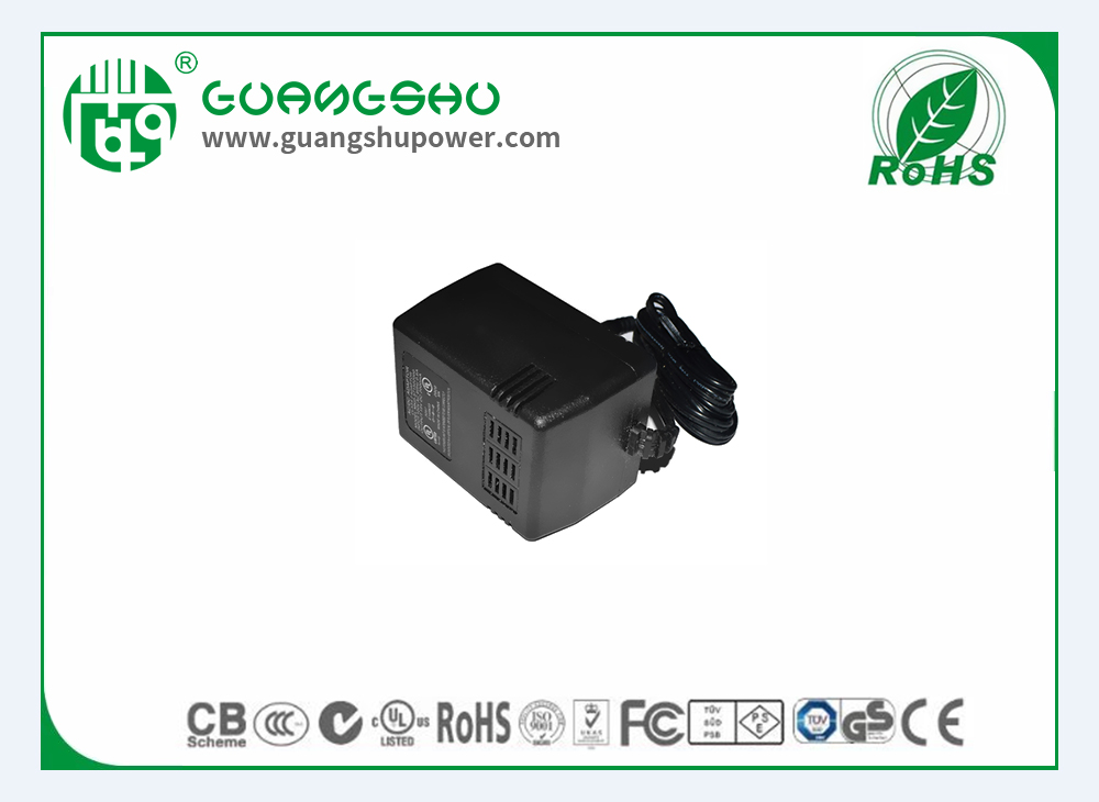 How to distinguish the positive and negative poles of a power adapter